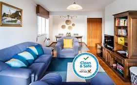Cozy 3 Room Apartment In Penafiel Centre