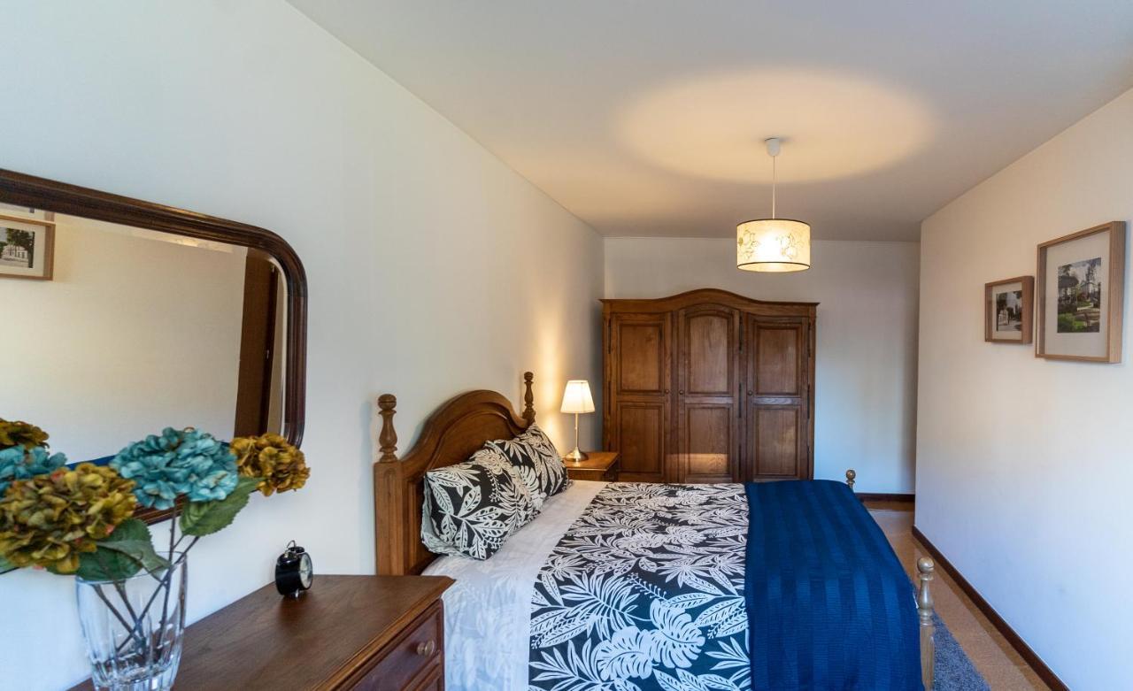 Cozy 3 Room Apartment In Penafiel Centre Extérieur photo